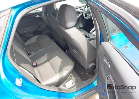 2013 Ford Focus Se z USA, uszkodzony, nr VIN 1FADP3F20DL379728